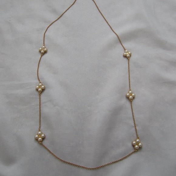 Tory Burch Jewelry - Tory Burch NWOT Clover Pearl Rope Rosary Necklace